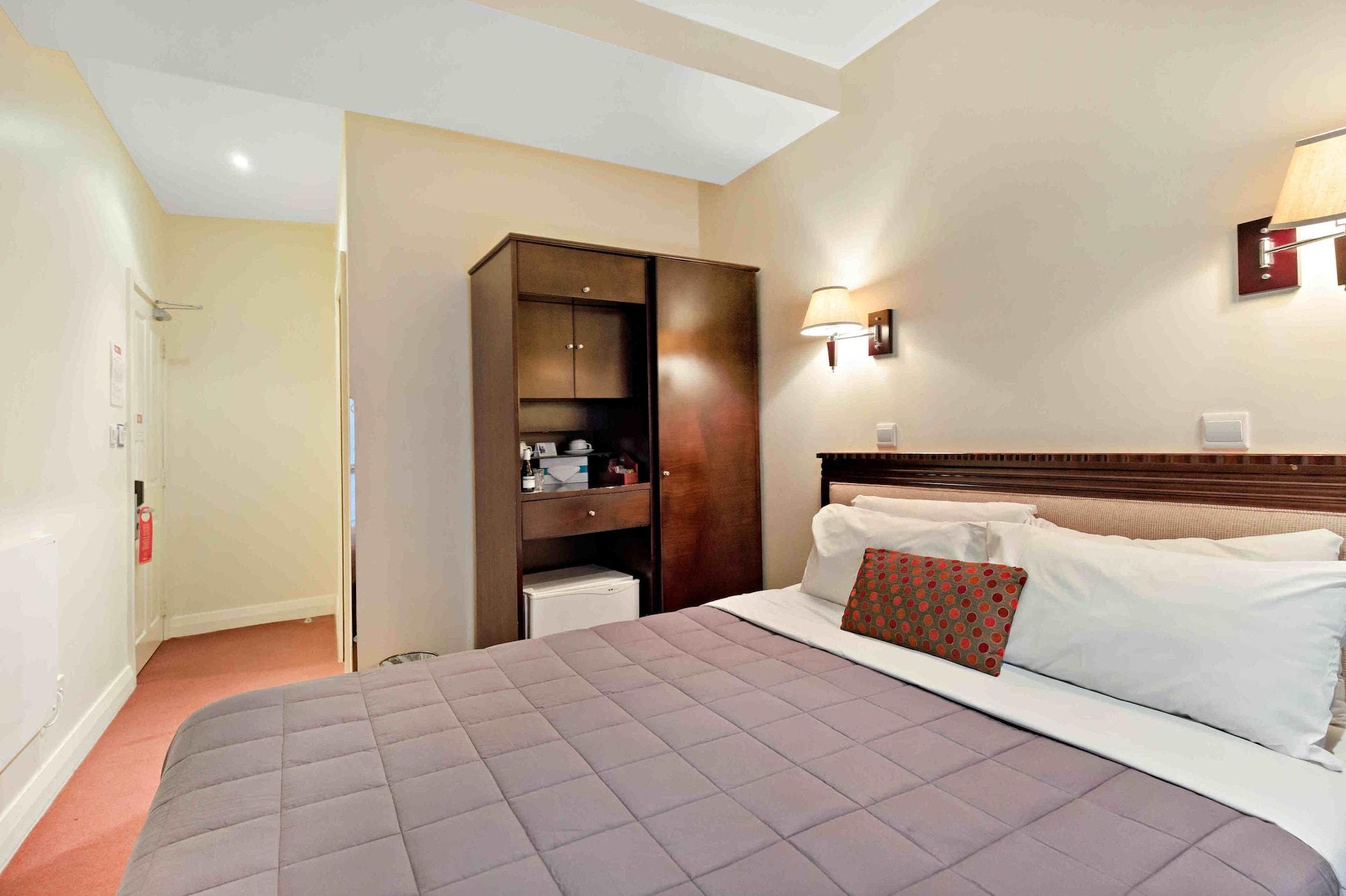 Trinity Hotel Уелингтън Екстериор снимка
